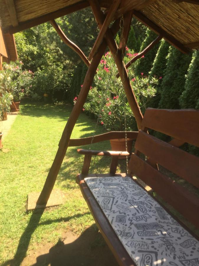 Villa Pakasz Nyaralohaz Tiszafüred Exterior foto