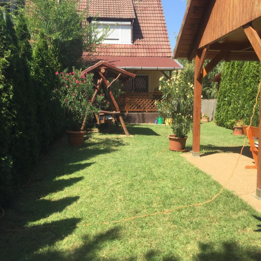 Villa Pakasz Nyaralohaz Tiszafüred Exterior foto