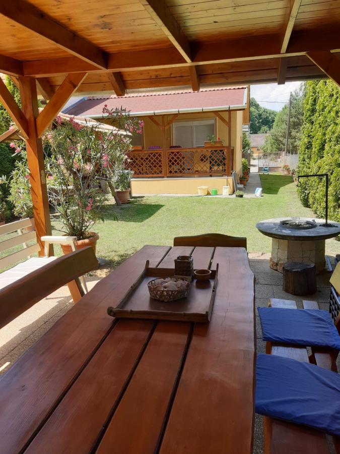 Villa Pakasz Nyaralohaz Tiszafüred Exterior foto