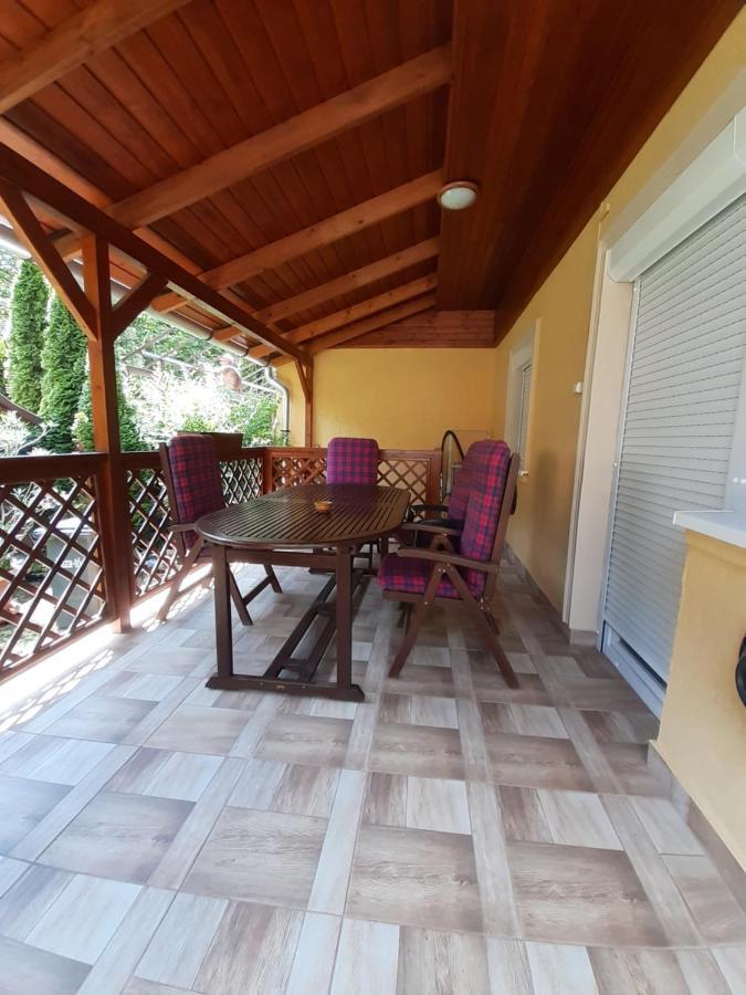 Villa Pakasz Nyaralohaz Tiszafüred Exterior foto